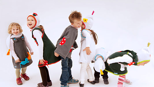 files/_pictures/10/30-kinderkleidungFairUndBio-Kamaeleon.jpg
